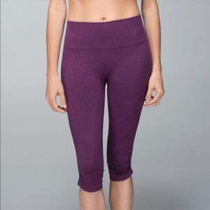 Lululemon In the Flow Crop Sz 6